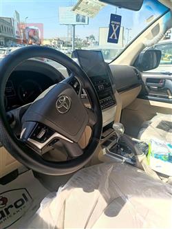 تويوتا لاندكروزر